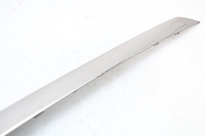 photo de BAS DE CAISSE DROIT YAMAHA XMAX X-MAX ABS 125 (2017 - 2020)