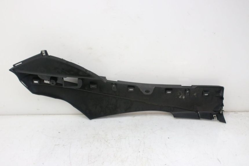 photo de BAS DE CAISSE GAUCHE PIAGGIO FLY 4T 50 (2013 - 2017)