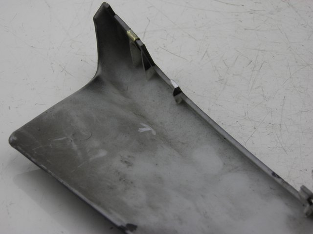 photo de BAS DE CAISSE GAUCHE GOWINN DOLCE VITA 50 (2007 - 2013) - Zoom état d’usage