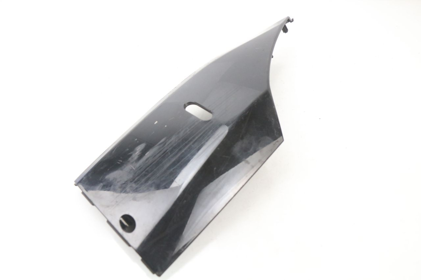 photo de BAS DE CAISSE GAUCHE HONDA FES S-WING SWING 125 (2007 - 2015) - Pièce contrôlée