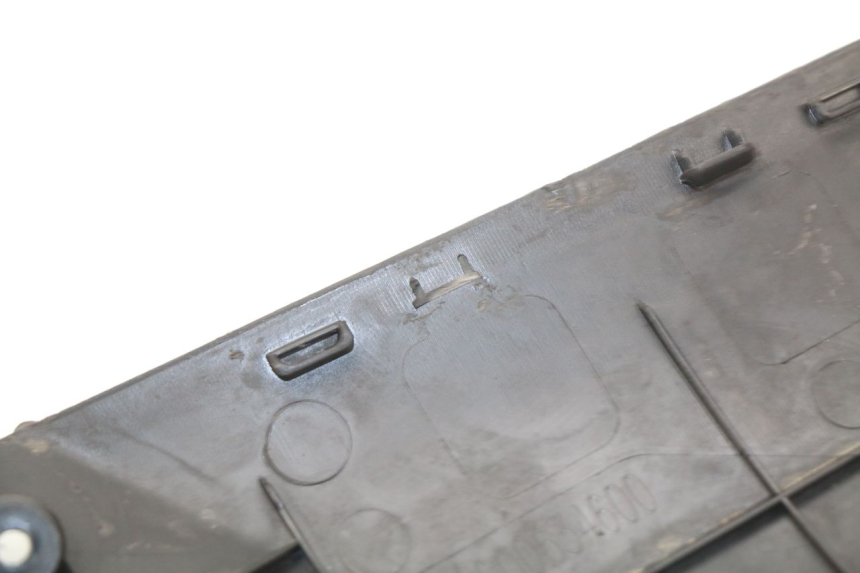 photo de BAS DE CAISSE GAUCHE PEUGEOT KISBEE 2T 50 (2018 - 2022)