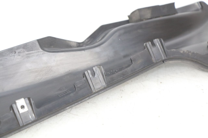 photo de BAS DE CAISSE GAUCHE PIAGGIO MP3 LT 300 (2010 - 2016)