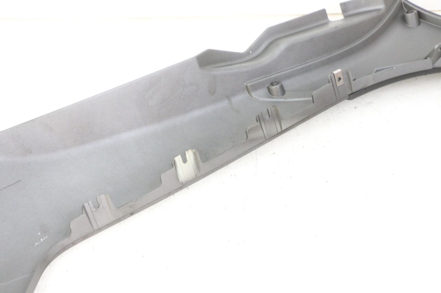 photo de BAS DE CAISSE GAUCHE PIAGGIO MP3 500 (2014 - 2016)