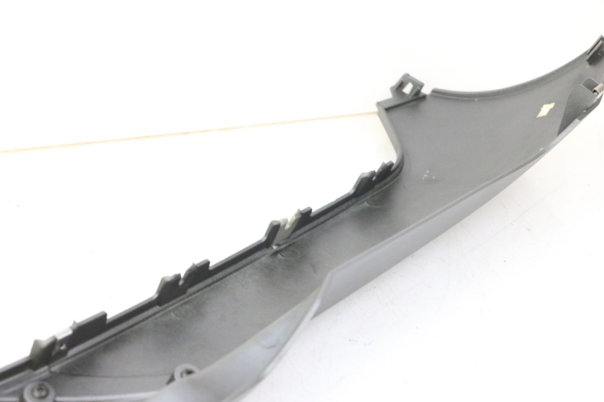 photo de BAS DE CAISSE GAUCHE PIAGGIO MP3 500 (2014 - 2016)