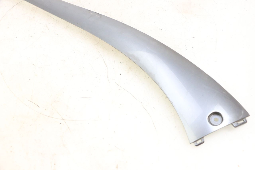 photo de BAS DE CAISSE GAUCHE EFUN PUSA 1 - Points de fixation