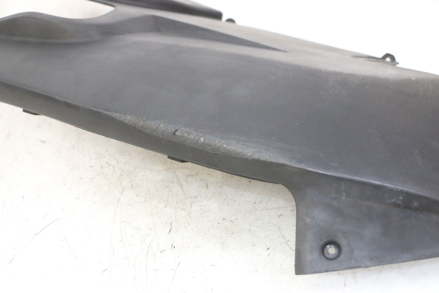 photo de BAS DE CAISSE GAUCHE PEUGEOT SATELIS COMPRESSOR K15 125 (2006 - 2009)