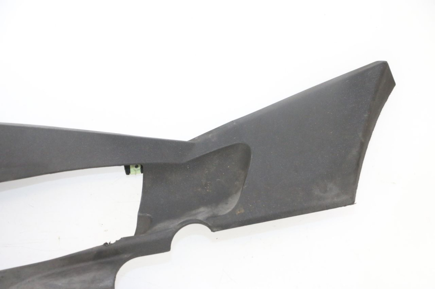 photo de BAS DE CAISSE GAUCHE PEUGEOT SATELIS 125 (2013 - 2018)