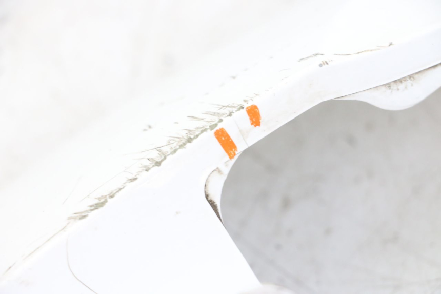 photo de BAS DE CAISSE GAUCHE SYM FIDDLE 3 III 50 (2014 - 2020)
