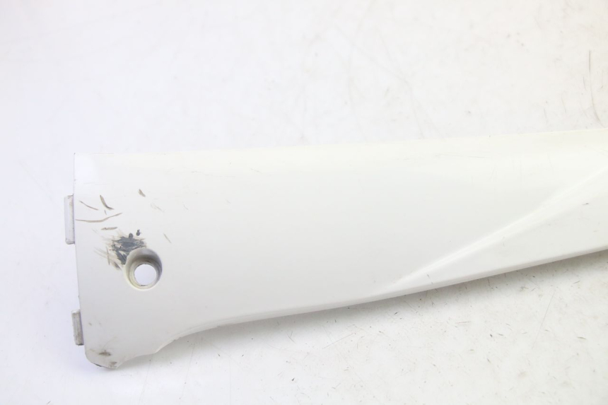 photo de BAS DE CAISSE GAUCHE PEUGEOT TWEET PRO EFI 4T 50 (2021 - 2022)