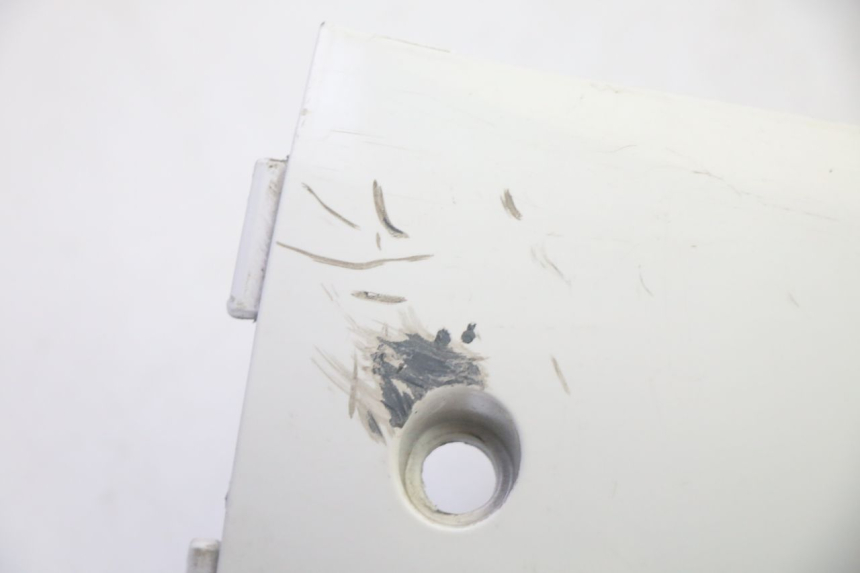 photo de BAS DE CAISSE GAUCHE PEUGEOT TWEET PRO EFI 4T 50 (2021 - 2022)