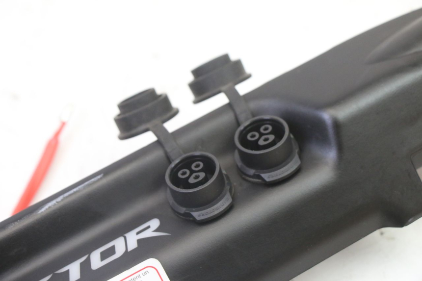 photo de BAS DE CAISSE GAUCHE DUALTRON VICTOR LIMITED 1