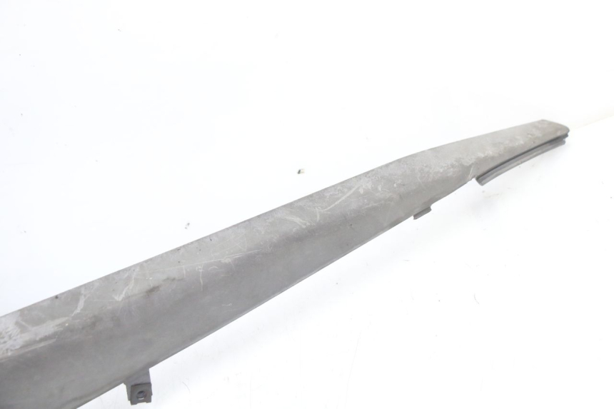 photo de BAS DE CAISSE GAUCHE YAMAHA XMAX X-MAX 125 (2006 - 2009)