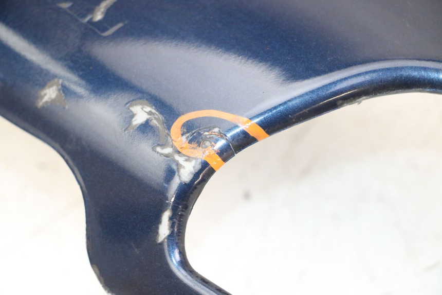 photo de BAS DE CAISSE GAUCHE PIAGGIO XEVO - X EVO 125 (2007 - 2017) - Marquages et références