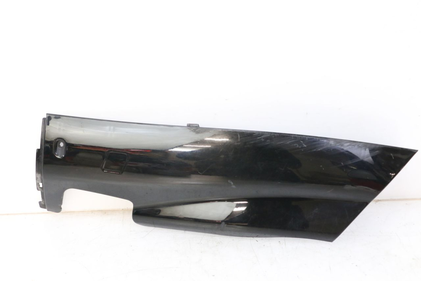 photo de BAS DE CAISSE GAUCHE YAMAHA YP MAJESTY 125 (2007 - 2010)