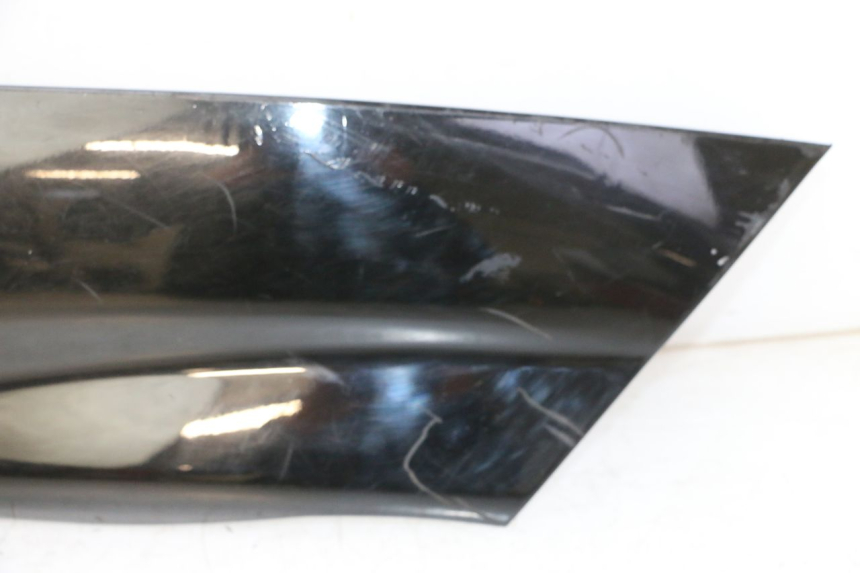 photo de BAS DE CAISSE GAUCHE YAMAHA YP MAJESTY 125 (2007 - 2010)