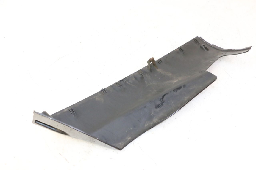 photo de BAS DE CAISSE GAUCHE YAMAHA YP MAJESTY 125 (2007 - 2010)