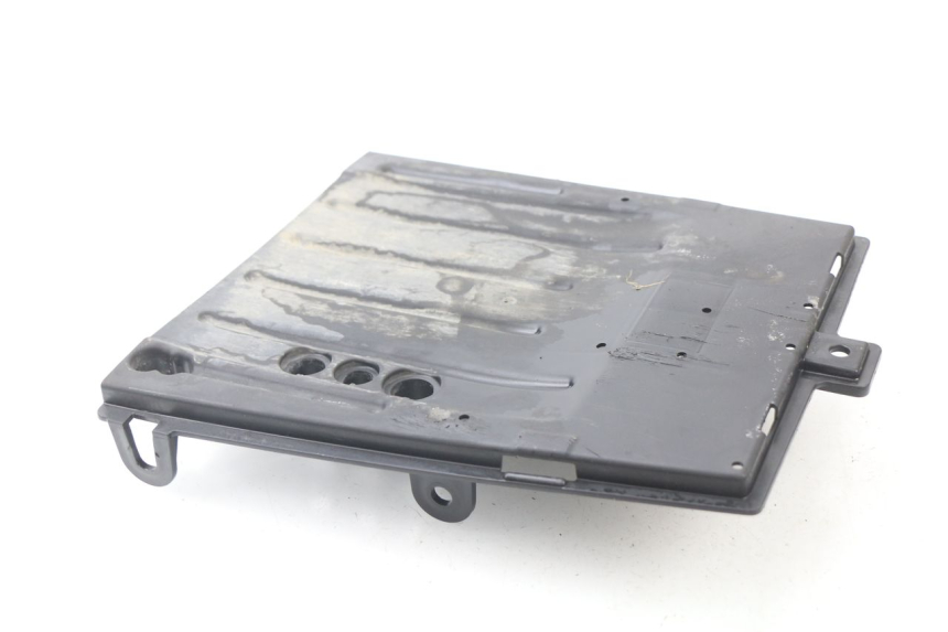 photo de BAS DE CAISSE HONDA PCX (JF57/JF64) 125 (2014 - 2018)