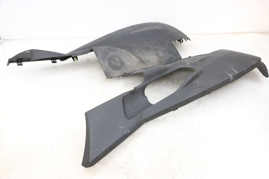 photo de BAS DE CAISSE PEUGEOT SATELIS 125 (2013 - 2018) - Zoom état d’usage