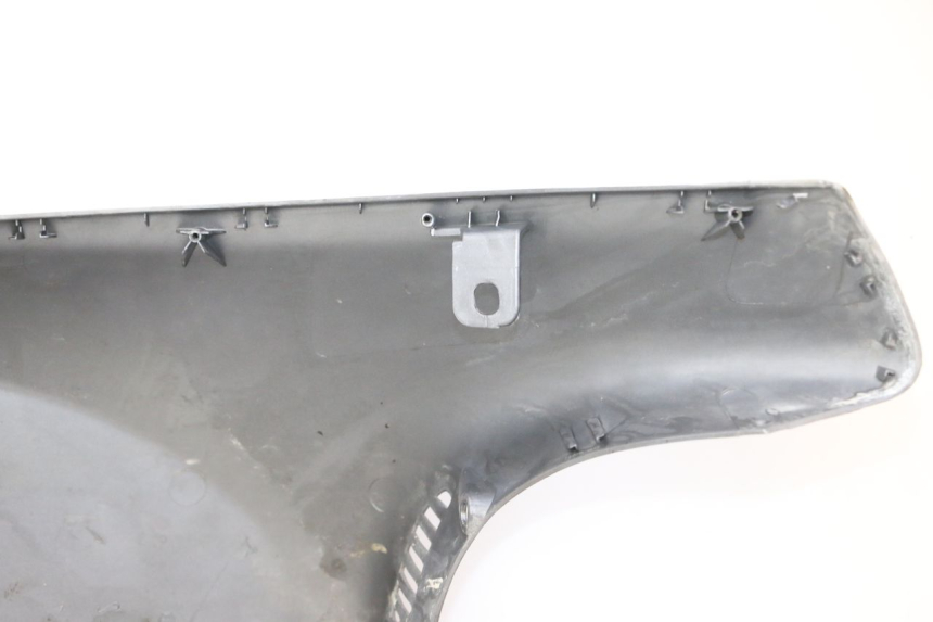 photo de BAS DE CAISSE PIAGGIO X9 EVOLUTION 125 (2003 - 2007)