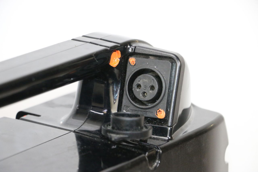 photo de BATTERIE YAMAHA NEO'S CORE 1 (2022 - 2026) - Inspection visuelle