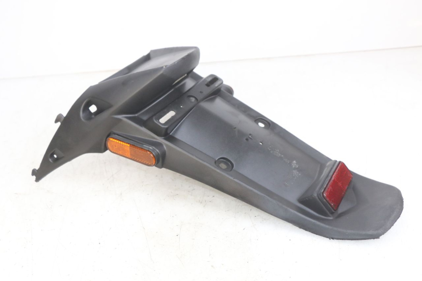 photo de BAVETTE ARRIERE KYMCO AGILITY NAKED RENOUVO 2T 50 (2011 - 2018) - Gros plan technique