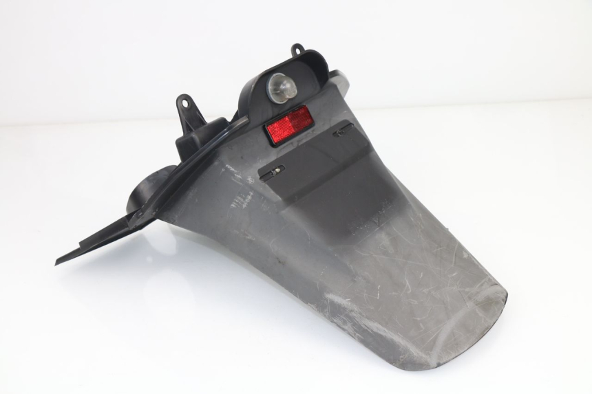 photo de BAVETTE ARRIERE SUZUKI UH BURGMAN 125 (2002 - 2006)