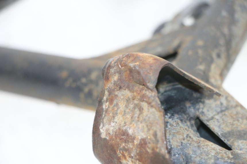 photo de BEQUILLE CENTRALE YAMAHA FJR ABS 1300 (2006 - 2012) - Autre angle de vue