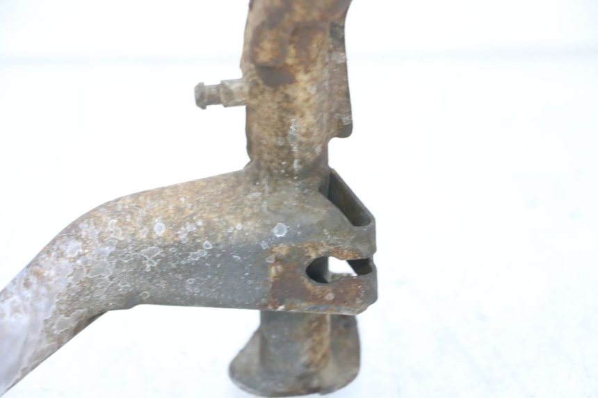 photo de BEQUILLE CENTRALE SYM GTS EVO 125 (2009 - 2013) - Points de fixation