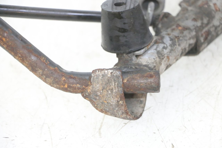 photo de BEQUILLE CENTRALE PEUGEOT SATELIS 125 (2013 - 2018)