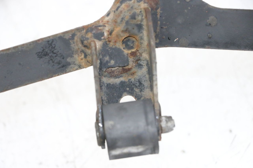 photo de BEQUILLE CENTRALE YAMAHA X-MAX XMAX 125 (2010 - 2013) - Détail de la pièce