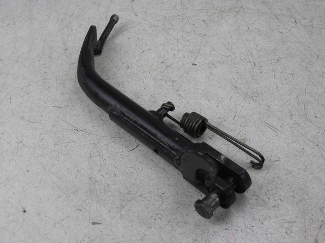 photo de BEQUILLE LATERALE SUZUKI GZ MARAUDER 125 (1998 - 2004)