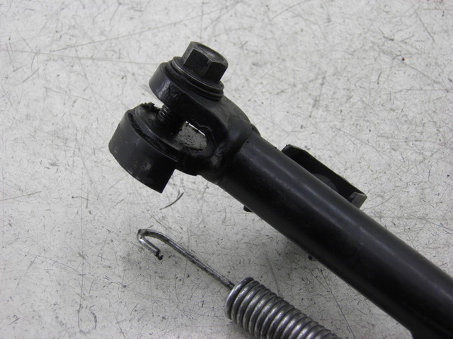 photo de BEQUILLE LATERALE YAMAHA X-MAX XMAX 125 (2010 - 2014)