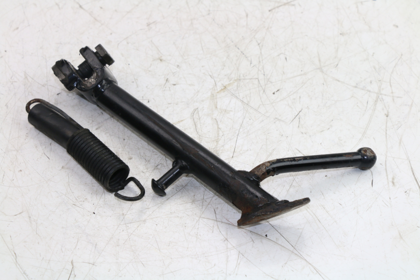 photo de BEQUILLE LATERALE YAMAHA YP MAJESTY 125 (2002 - 2006)