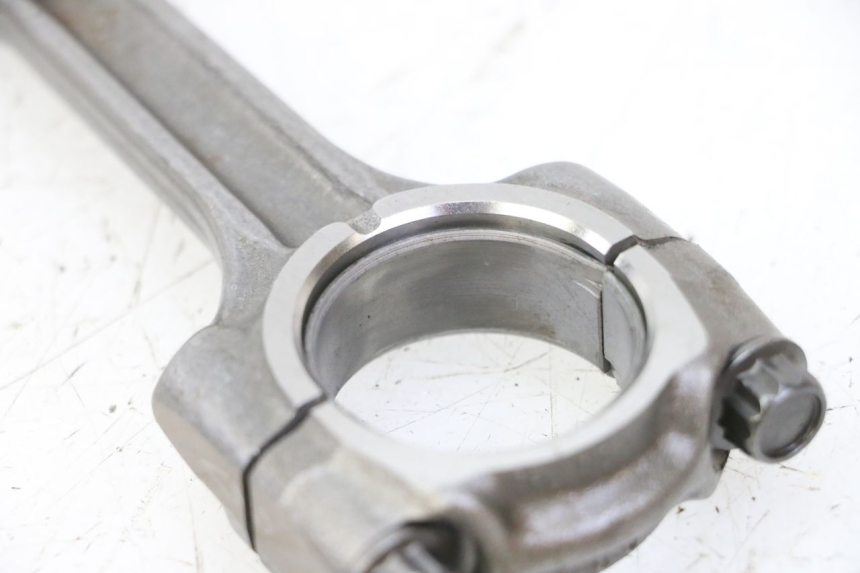 photo de BIELLE SUZUKI GSR 750 (2011 - 2017)