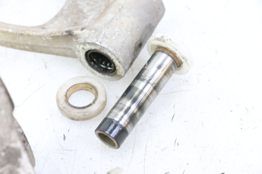 photo de BIELLETTE AMORTISSEUR APRILIA ETX 125 (1998 - 2002)