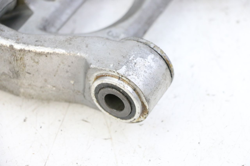 photo de BIELLETTE AMORTISSEUR YAMAHA FJ 36Y 1100 (1984 - 1985)