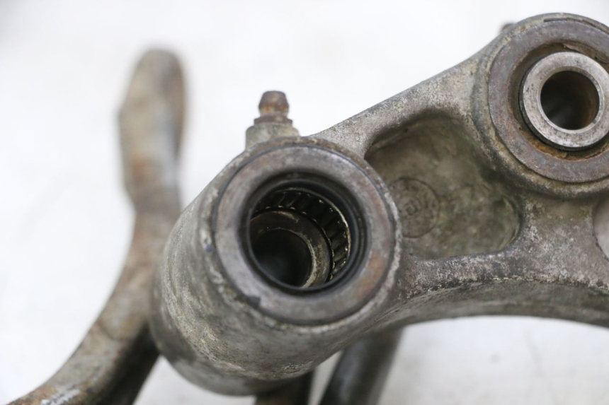 photo de BIELLETTE AMORTISSEUR KAWASAKI ZR7 ZR-7 S 750 (1999 - 2004)