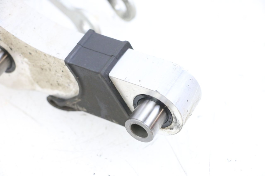 photo de BIELLETTE AMORTISSEUR YAMAHA MT-07 MT07 ABS 700 (2018 - 2020) - État de surface