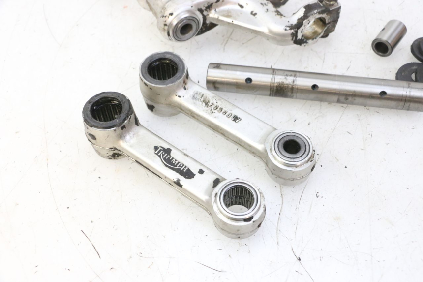 photo de BIELLETTE AMORTISSEUR TRIUMPH SPRINT 900 (1995 - 1998)