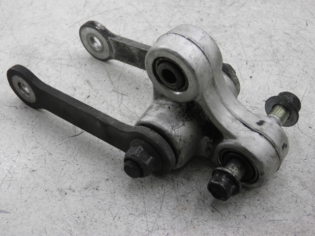 photo de BIELLETTE AMORTISSEUR SUZUKI SV S 650 (1999 - 2002)