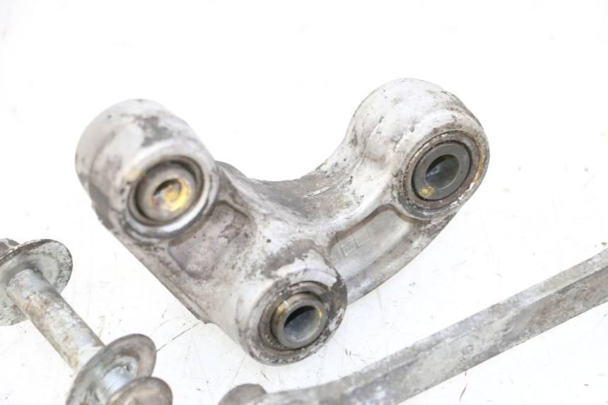 photo de BIELLETTE AMORTISSEUR SUZUKI SV S 650 (2003 - 2009)