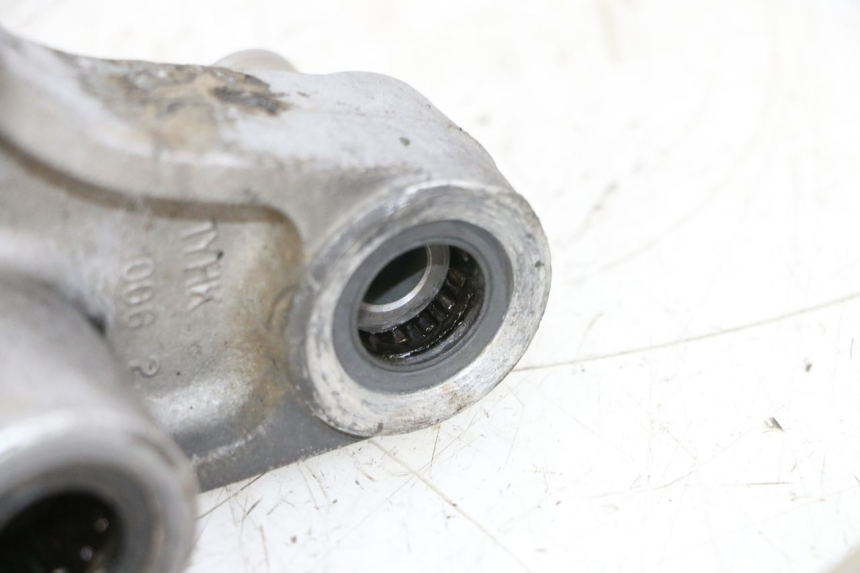 photo de BIELLETTE AMORTISSEUR YAMAHA TDM ABS 900 (2002 - 2014) - Gros plan technique