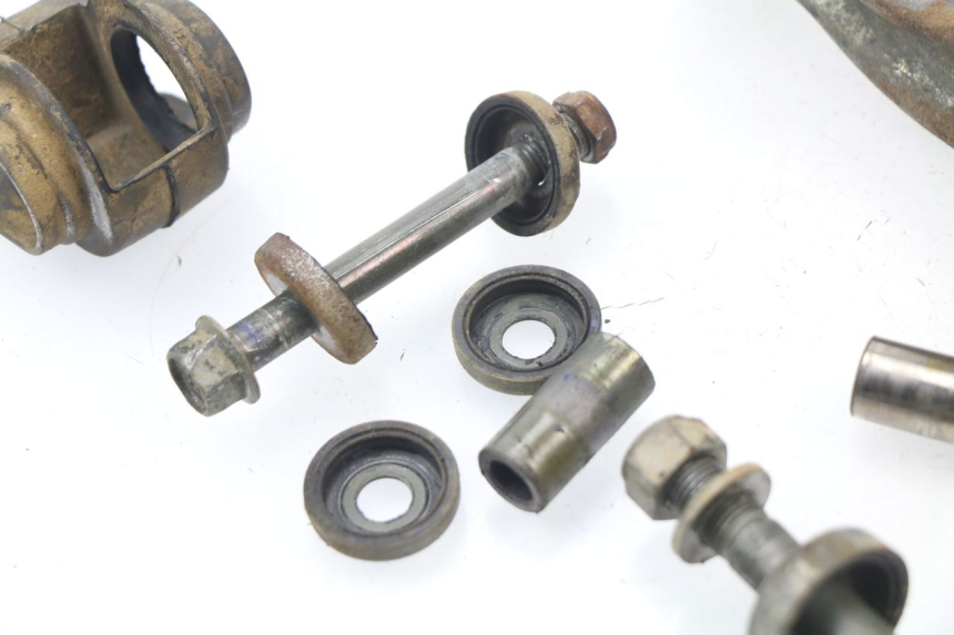 photo de BIELLETTE AMORTISSEUR YAMAHA TTR 125 (2000 - 2020)