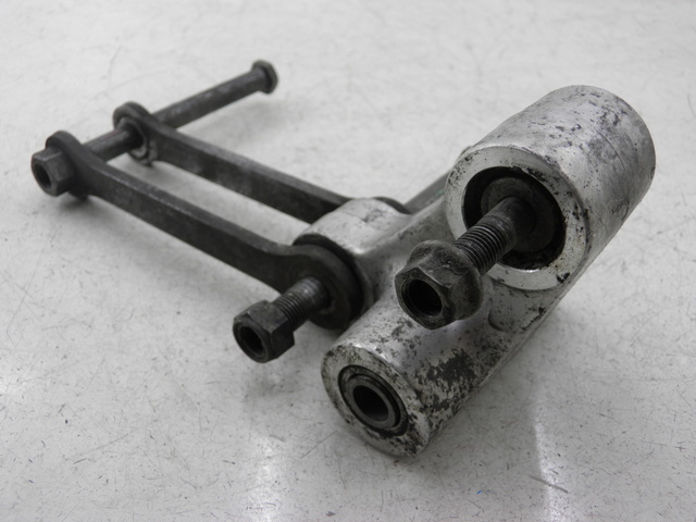 photo de BIELLETTE AMORTISSEUR YAMAHA FZS FAZER 600 (1998 - 2001)