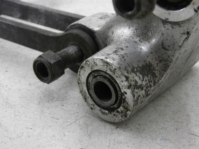 photo de BIELLETTE AMORTISSEUR YAMAHA FZS FAZER 600 (1998 - 2001)