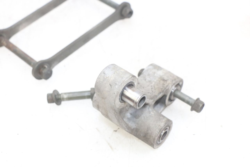 photo de BIELLETTE AMORTISSEUR YAMAHA YZF R THUNDERCAT 600 (1996 - 2003)