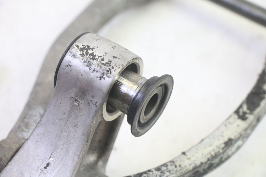 photo de BIELLETTE AMORTISSEUR KAWASAKI ZR 7 750 (1999 - 2001) - Pièce contrôlée