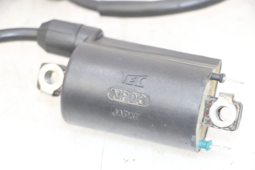 photo de BOBINE HONDA CBF 500 (2004 - 2007)
