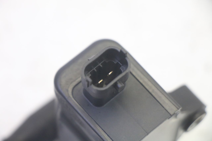 photo de BOBINE PIAGGIO MP3 HPE 350 (2018 - 2020) - Autre angle de vue