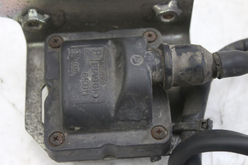 photo de BOBINE PIAGGIO MP3 RL 250 (2007 - 2010)